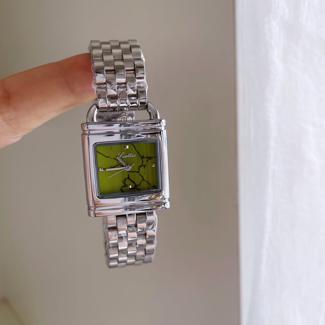 Sienna Emerald Square Watch [DG0BJKV7]
