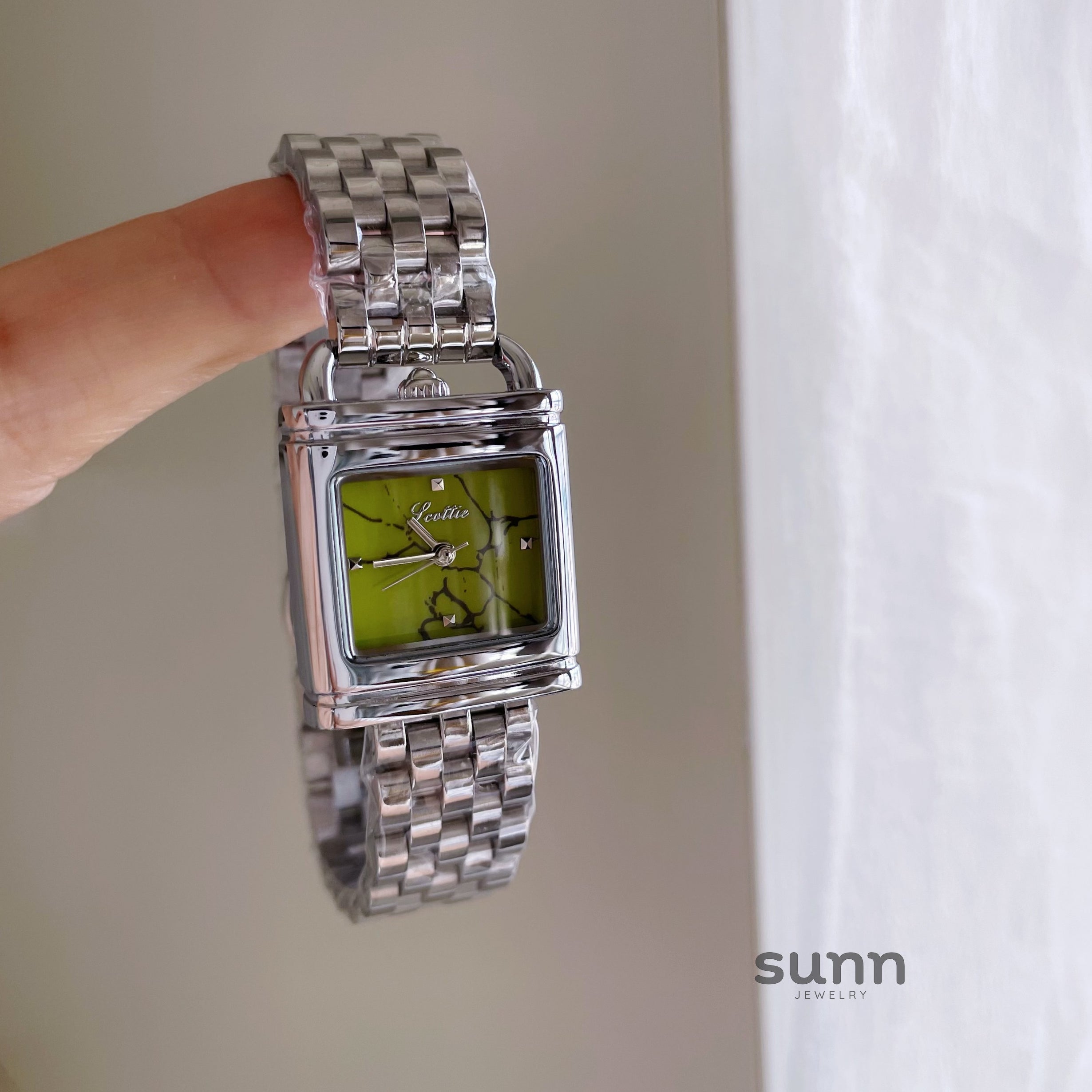 Sienna Emerald Square Watch [ZKVM39GS]