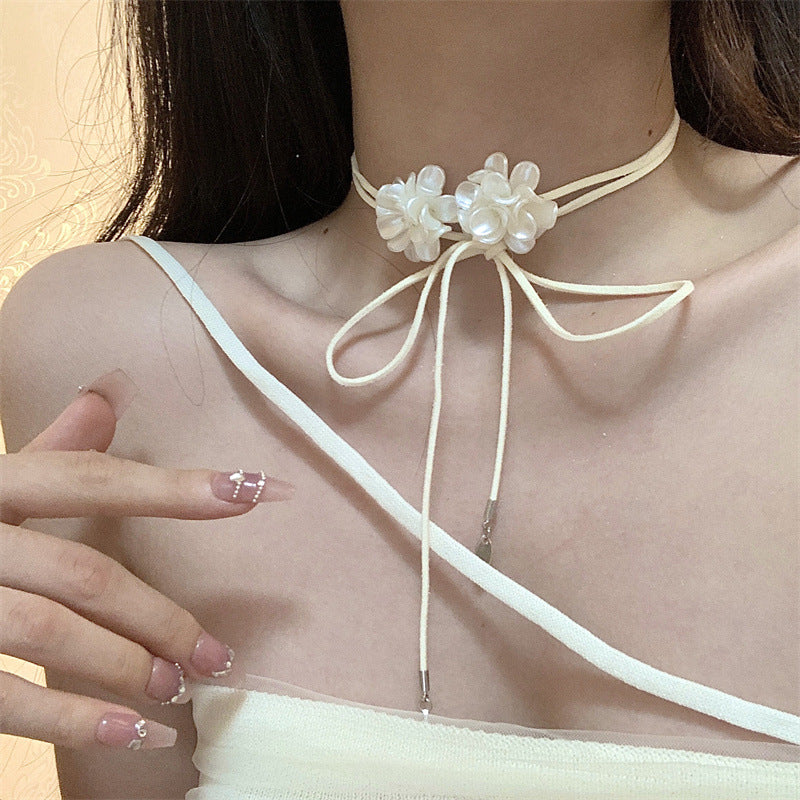 Silver Floral Ribbon Choker