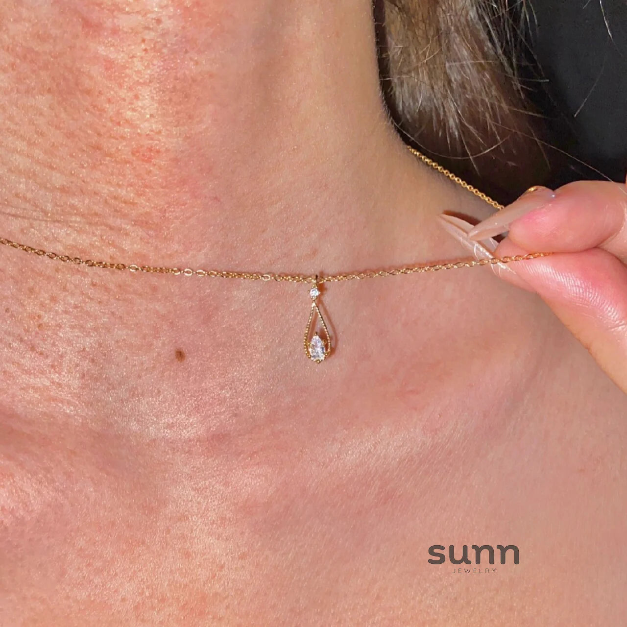 Silvia Mother-of-Pearl Teardrop Necklace