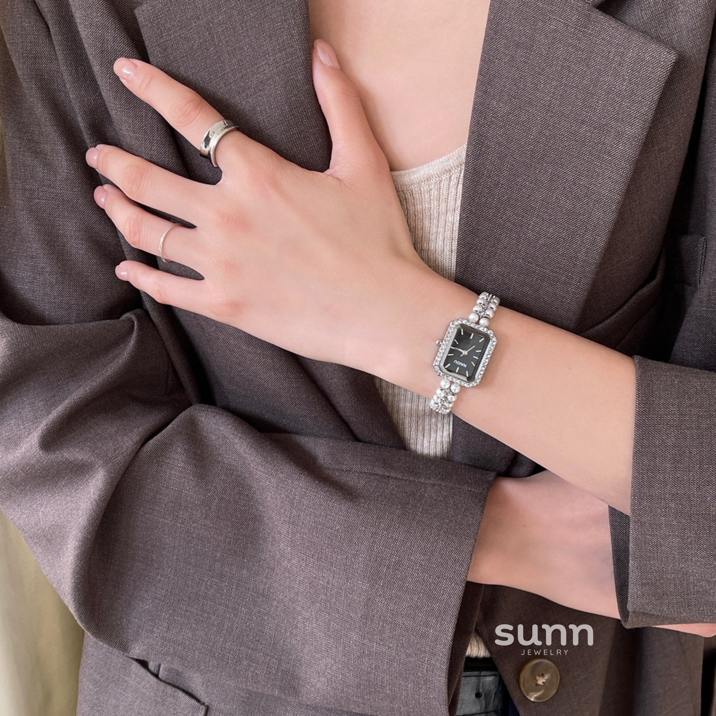 Siobhan Pearl Chain Watch [4JV4ZQ0F]