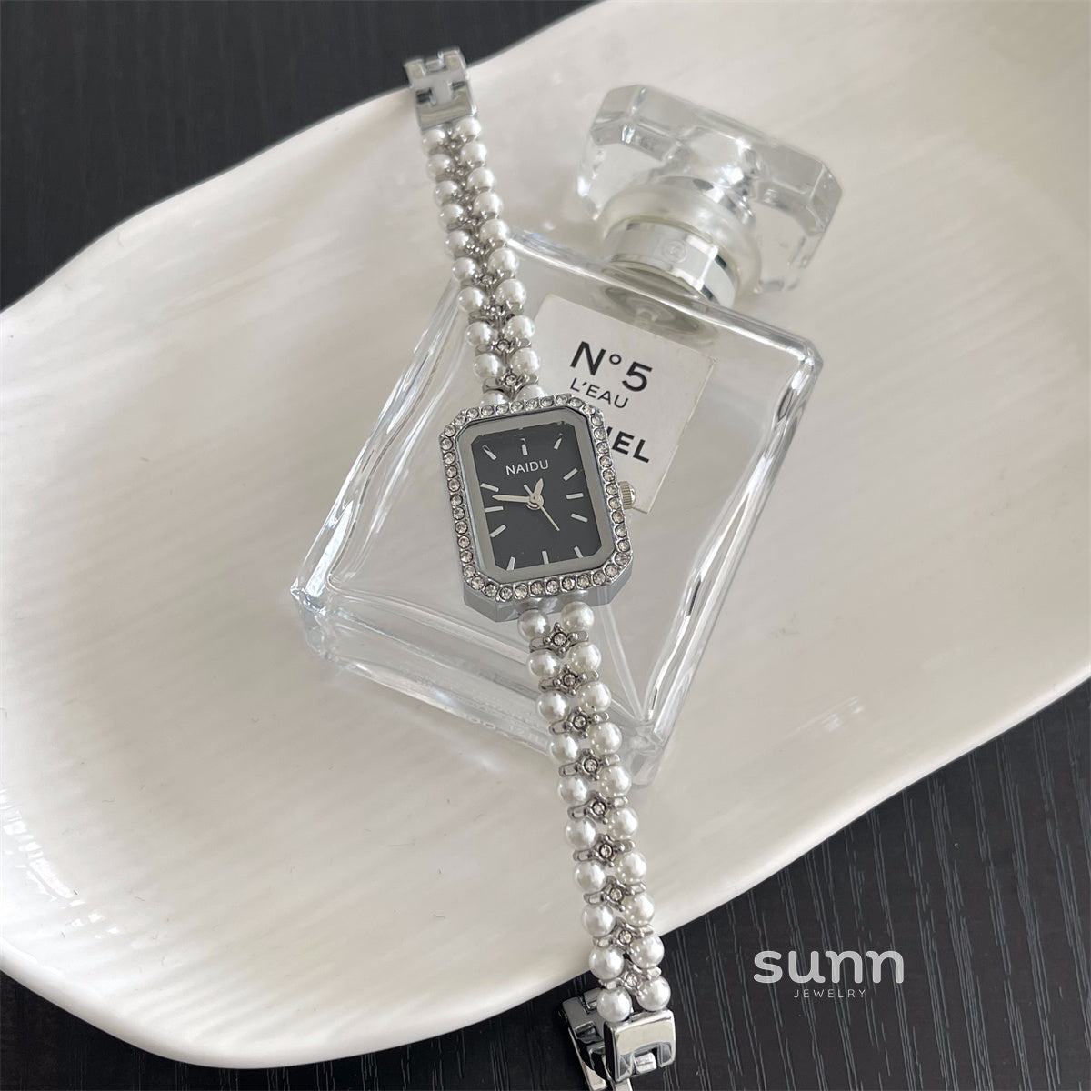 Siobhan Pearl Chain Watch [71720YFV]