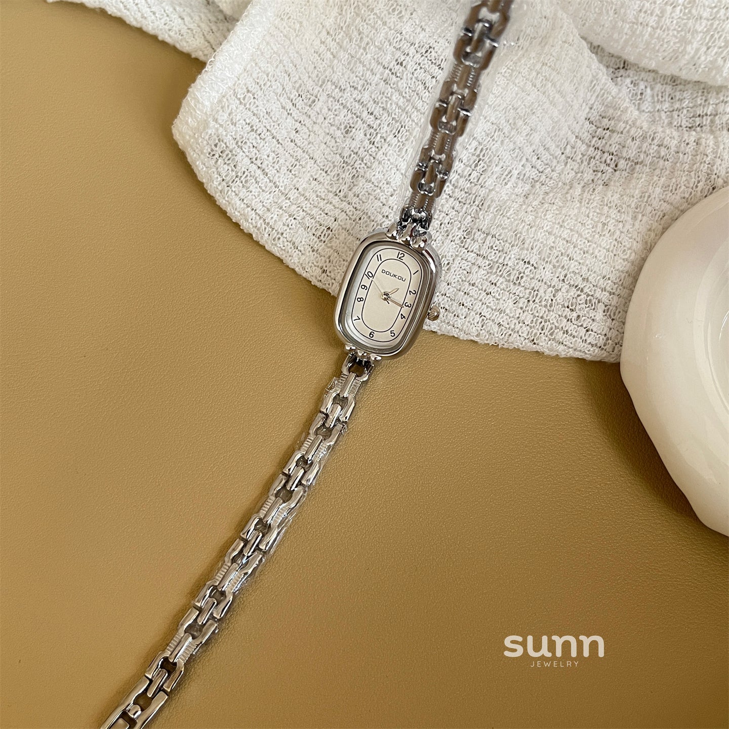 Siobhan Petite Bracelet Watch [WV658O7D]