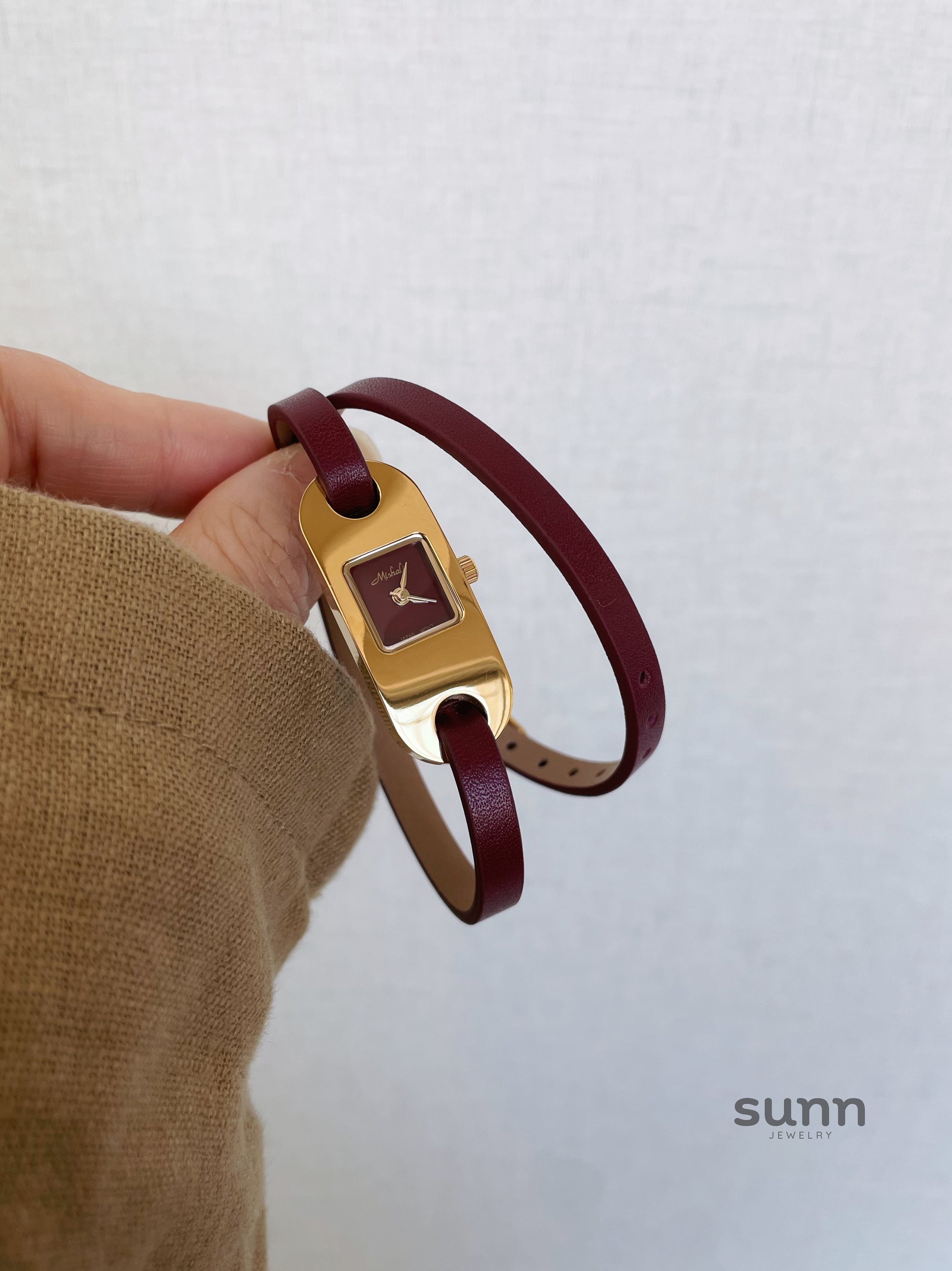 Siyona Ruby Red Wrap Watch [E2G6J7KW]