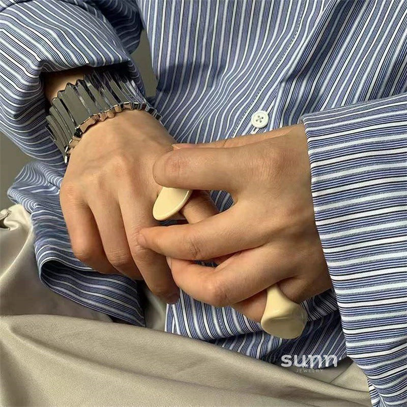 Skye Geometric Resin Ring [N40HOE2P]