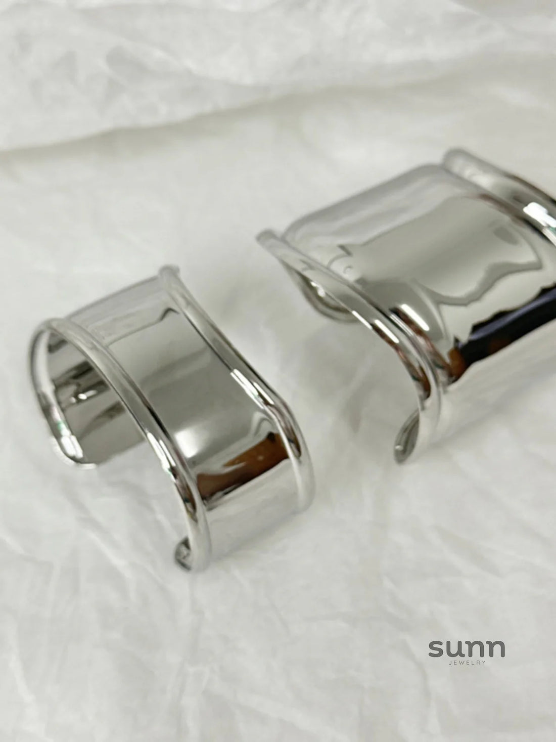 Skylar Wavy Cuff Bracelet