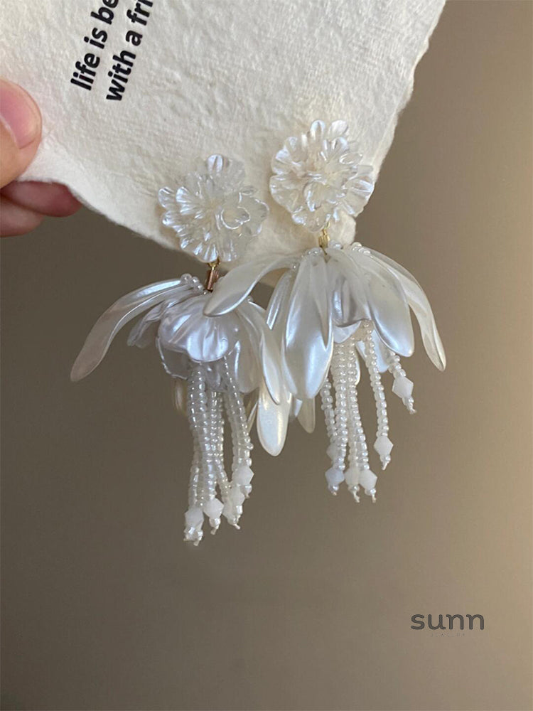 Skyleigh Camellia Pearl Tassel Earrings [98919J38]