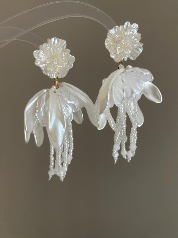 Skyleigh Camellia Pearl Tassel Earrings [9F8ZUFAT]