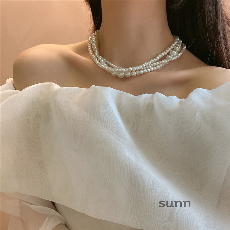 Skylie Triple Strand Pearl Necklace [8E17IWRV]