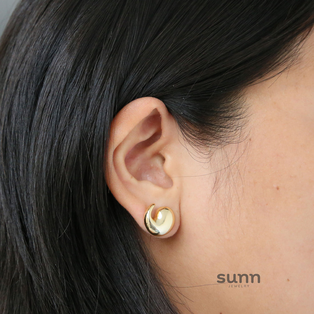 Skylyn Gold Tone Hoop Earrings [PRIHBC5B]