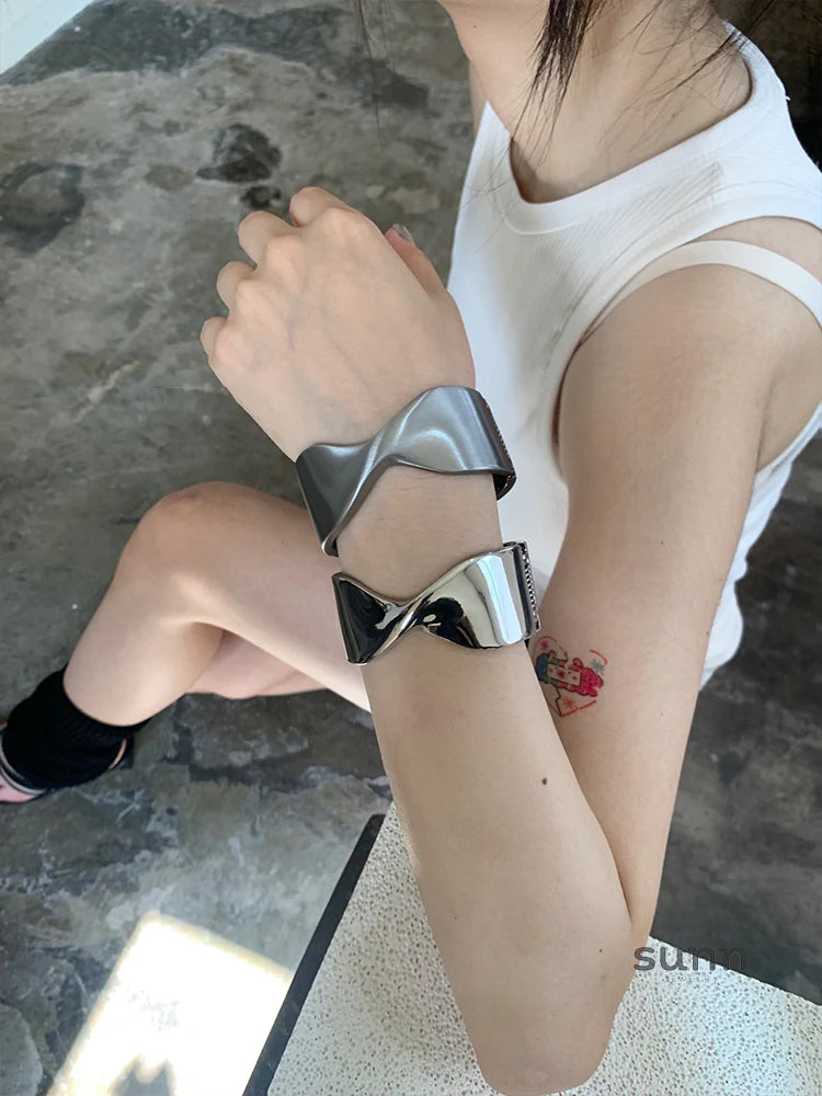 Skylyn Mobius Arm Cuff