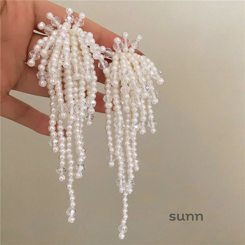 Sloan Elegant Pearl Blossom Earrings [B4QZ9ODL]