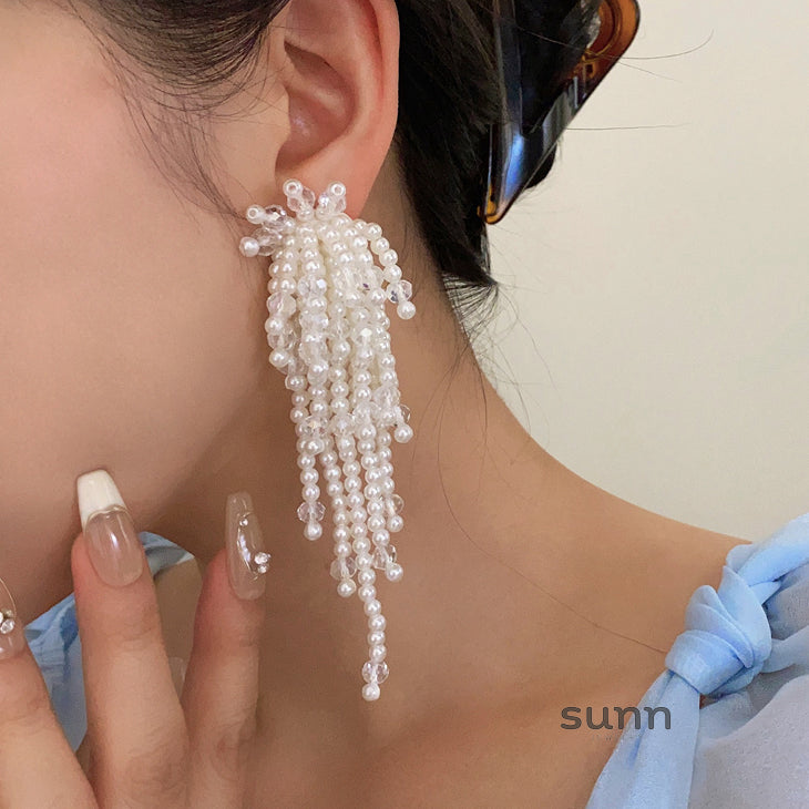 Sloan Elegant Pearl Blossom Earrings [01FR4OQZ]