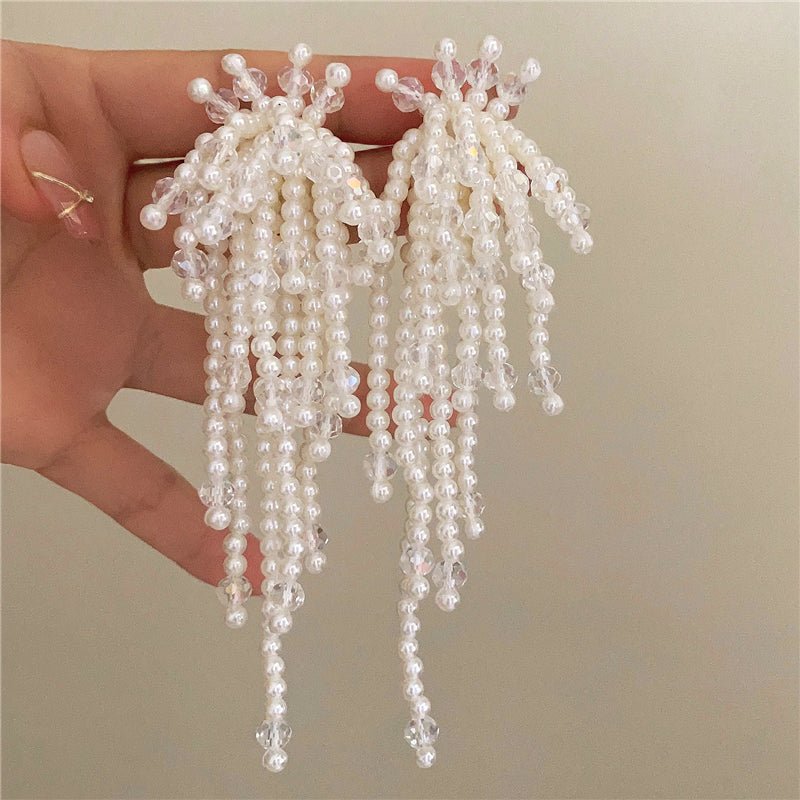 Sloan Elegant Pearl Blossom Earrings [FIBD8T6J]