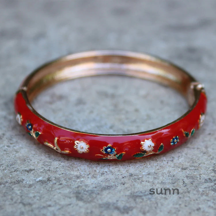 Sloan Whimsical Floral Bracelet