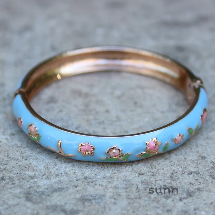 Sloan Whimsical Floral Bracelet