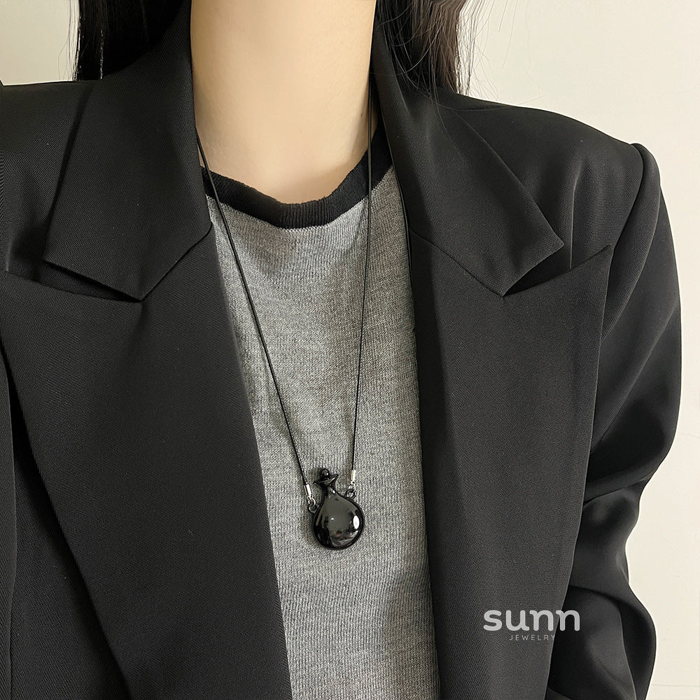 Snow Perfume Bottle Necklace [1PFSHXNG]