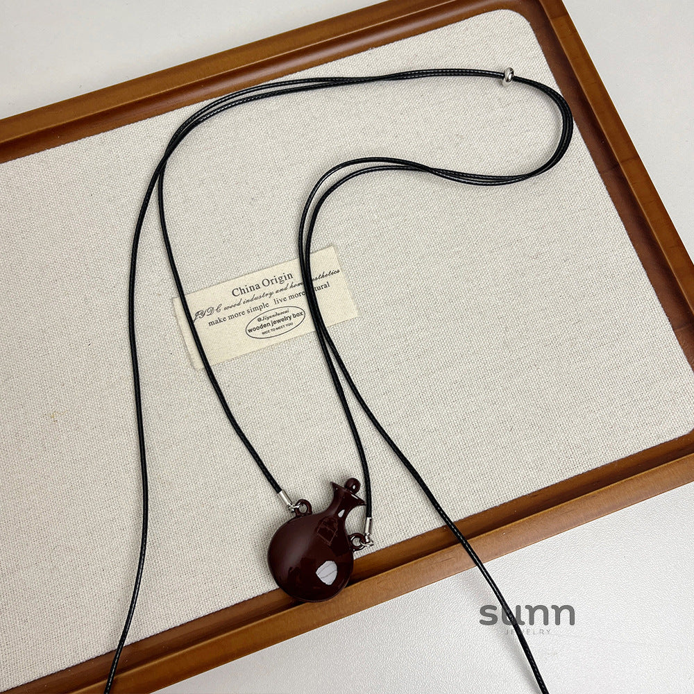 Snow Perfume Bottle Necklace [N59EM63L]