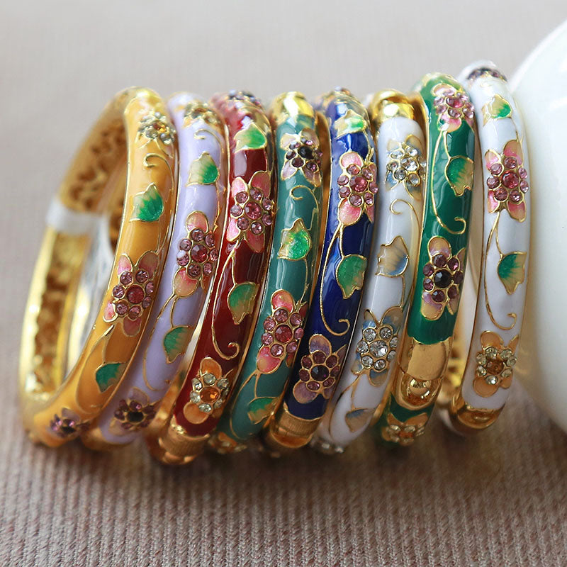 Sofi Flower Enamel Bracelet [JUECWRA0]