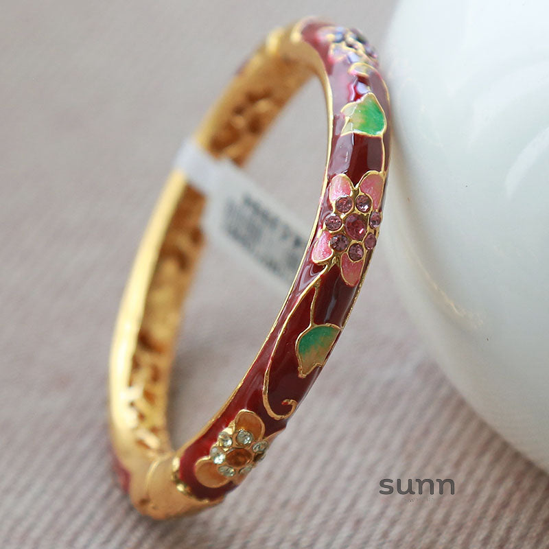 Sofi Flower Enamel Bracelet [9OKNENSO]