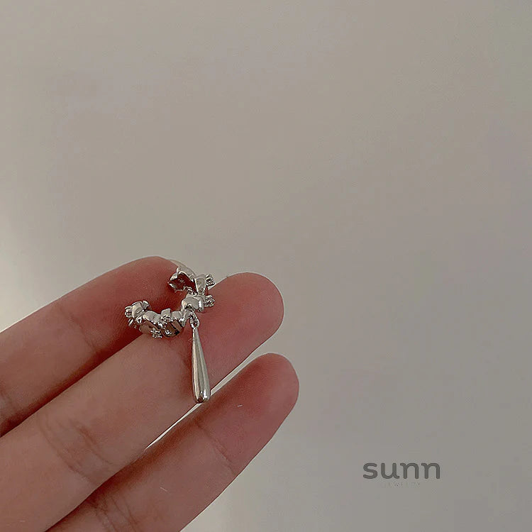 Sofi Zircon Ear Cuff