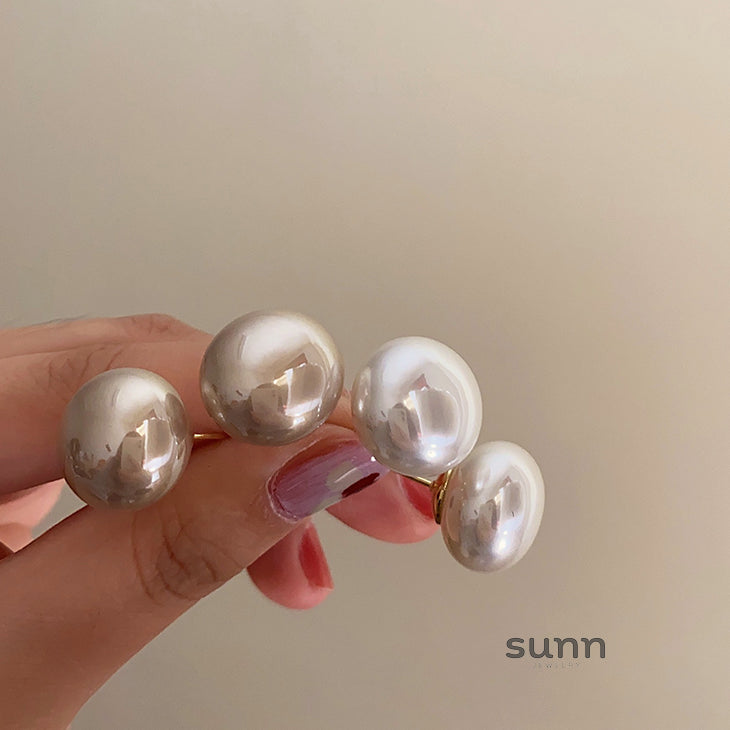 Solei Elegant Pearl Earrings [N5UTJCB8]