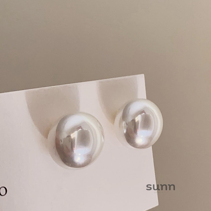 Solei Elegant Pearl Earrings [7Z87SKU7]