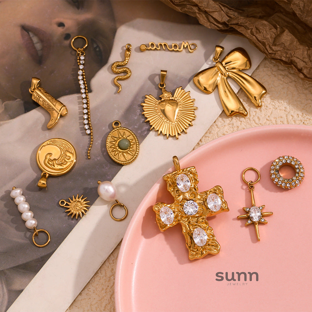 Sommer Gold Charm Pendants [RLS56M28]
