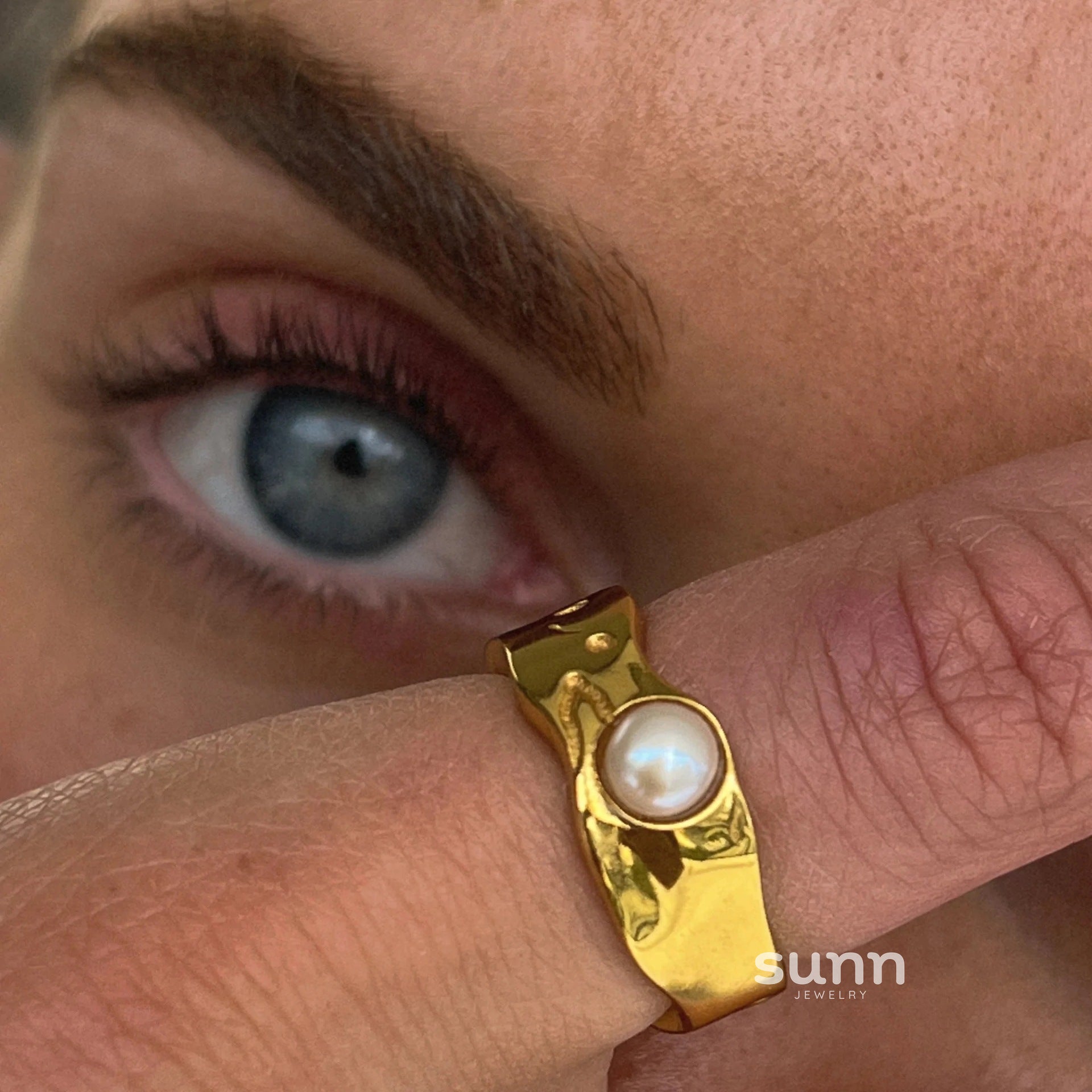 Sonny Gold Lava Pearl Ring