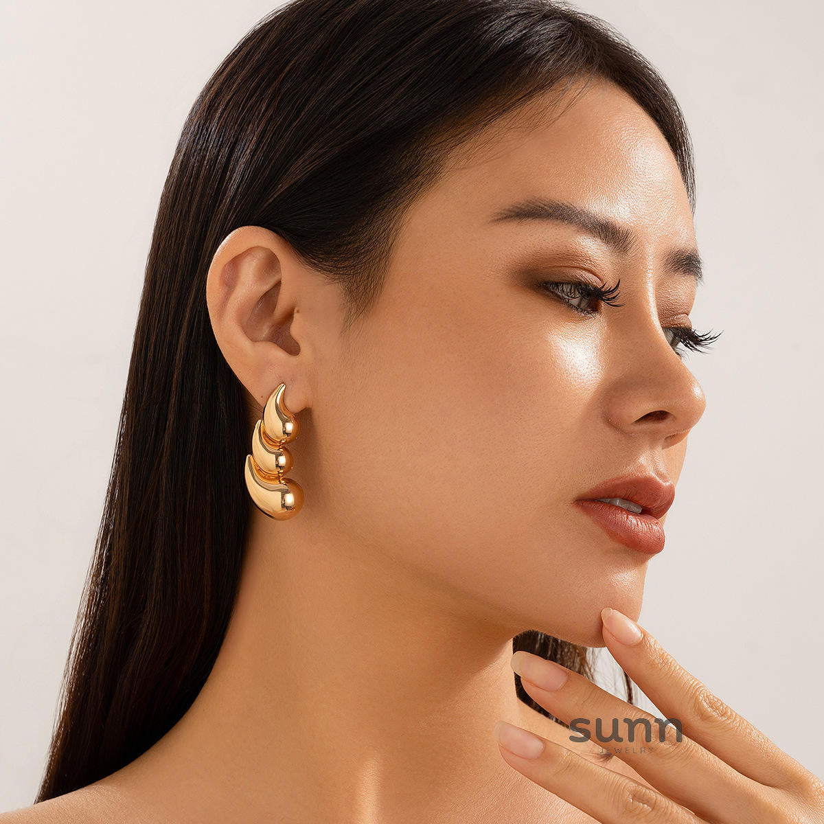 Sonora Glossy Drop Earrings [EF2LCK9J]