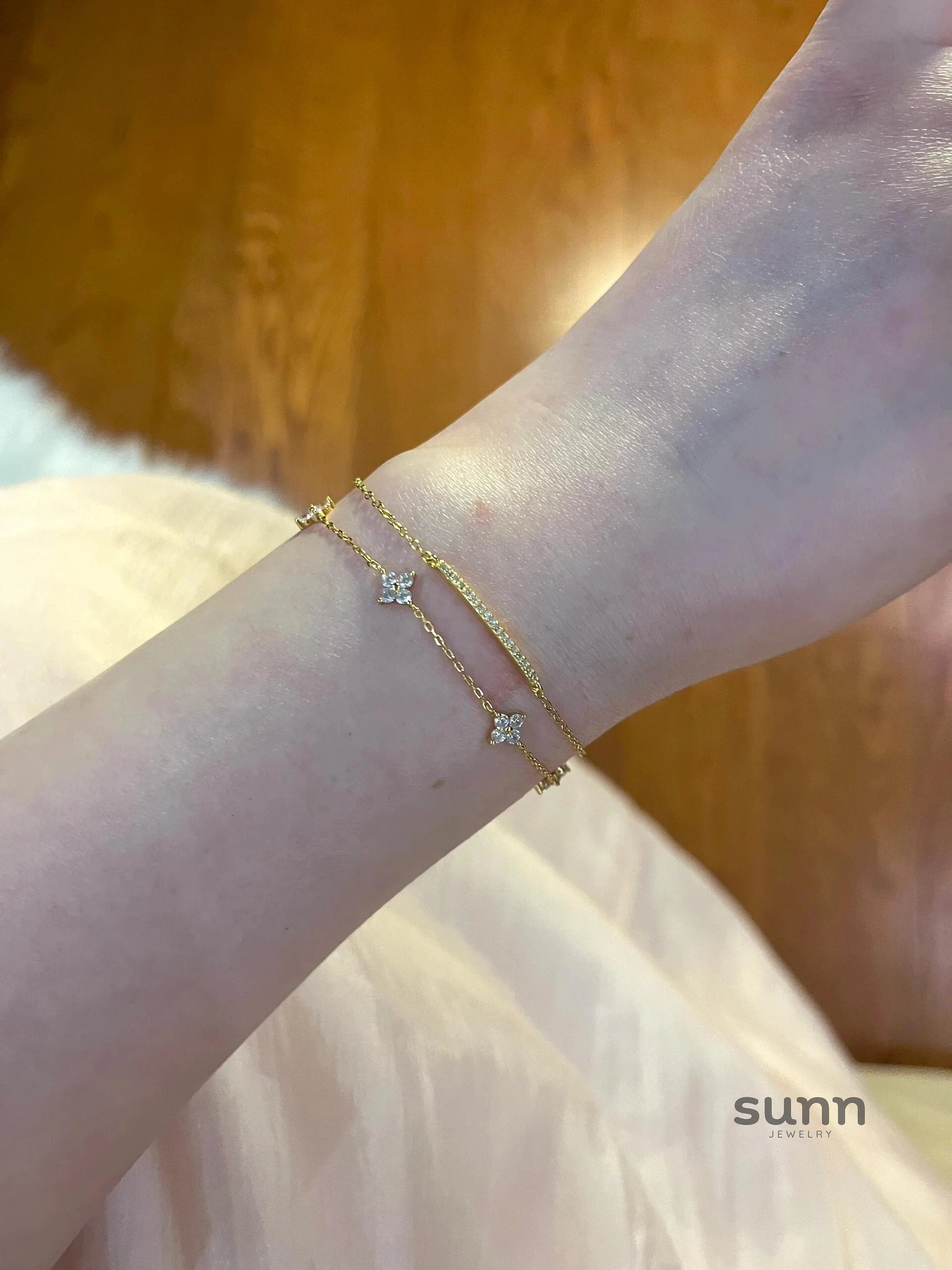 Stacy Sparkle Clover Bracelet