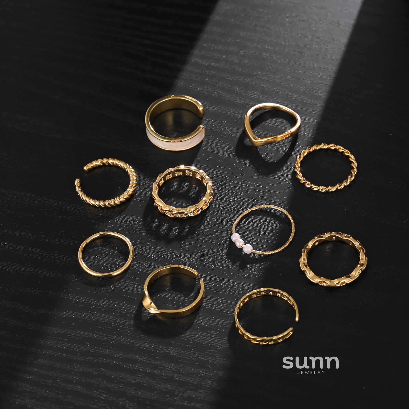 Starla Retro Pearl Ring Set [UJ45AOF6]