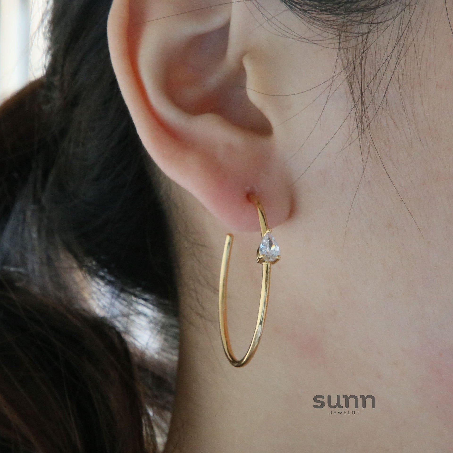 Starr Golden Waterdrop Hoops [YWKAIQGB]