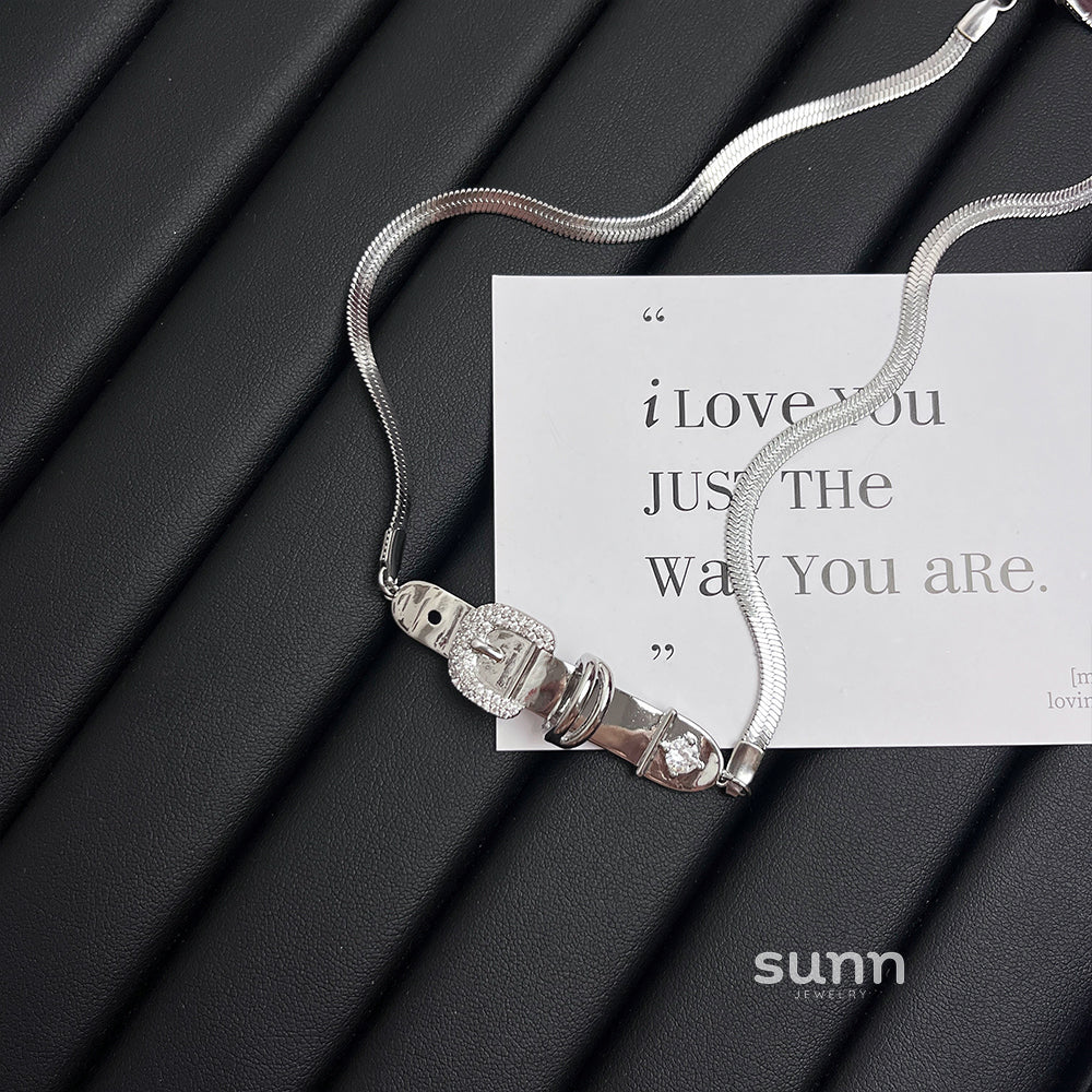 Stellarose Serpent Chain Necklace
