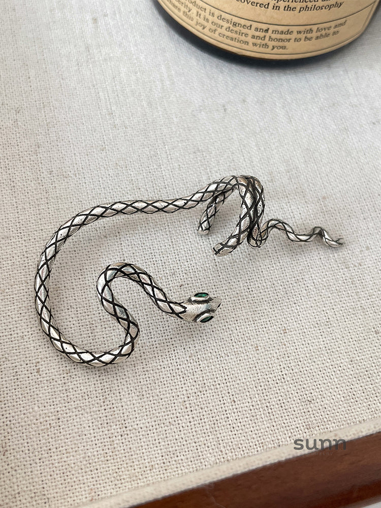 Stellarose Serpent Ear Cuff [W33HISB2]