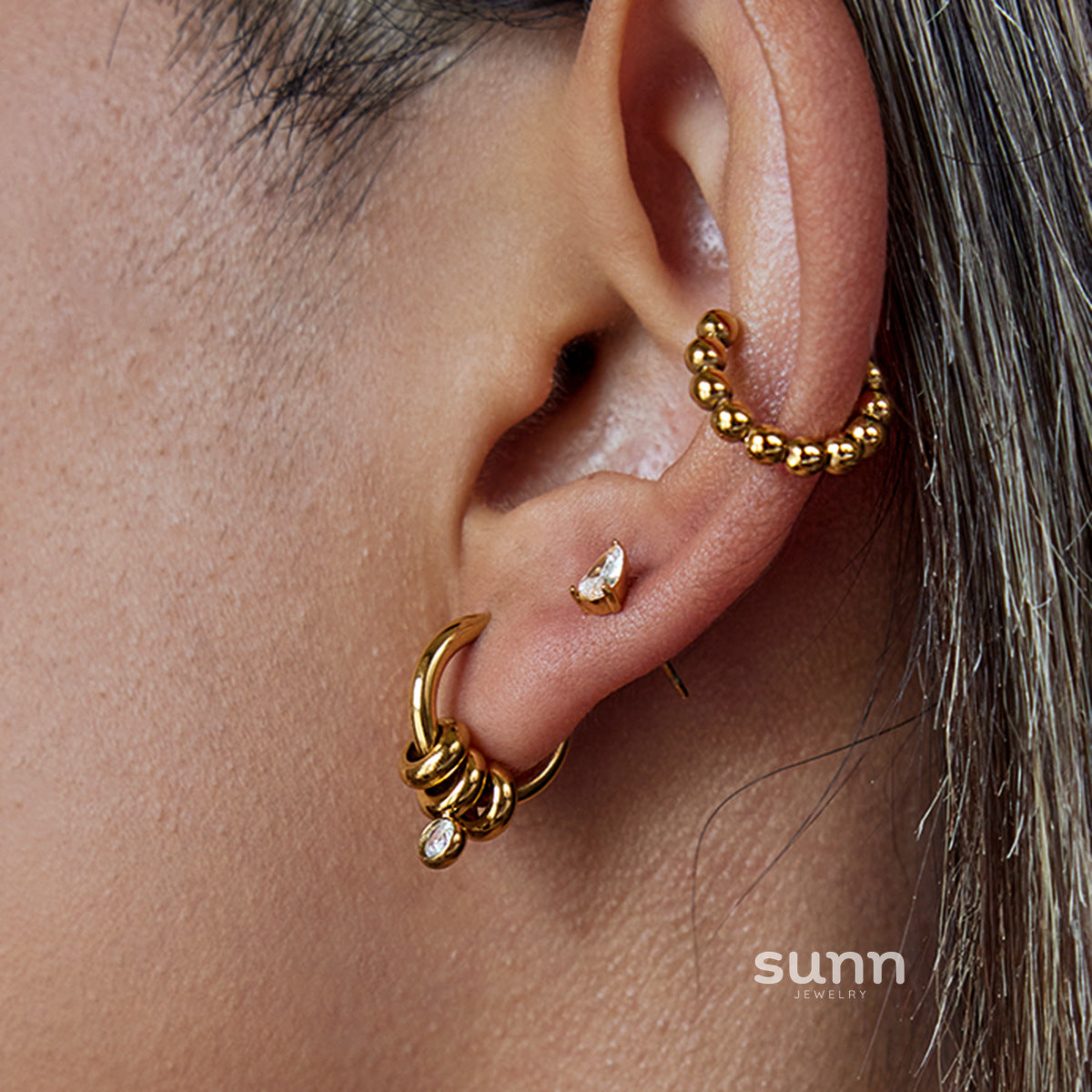Storie Zircon Stainless Earrings [HITL270V]