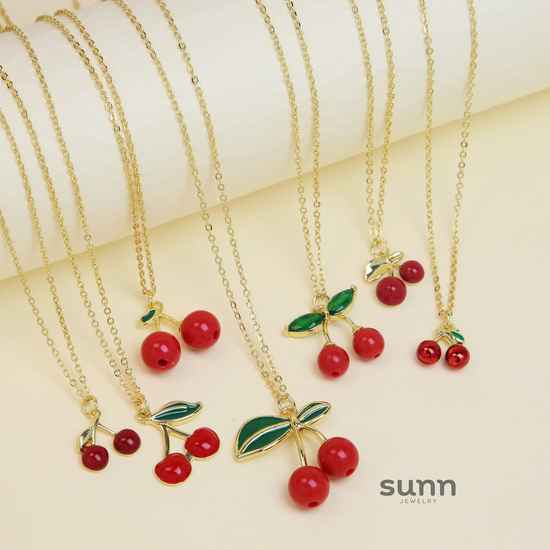 Storm Golden Cherry Necklace [22AKBI1T]