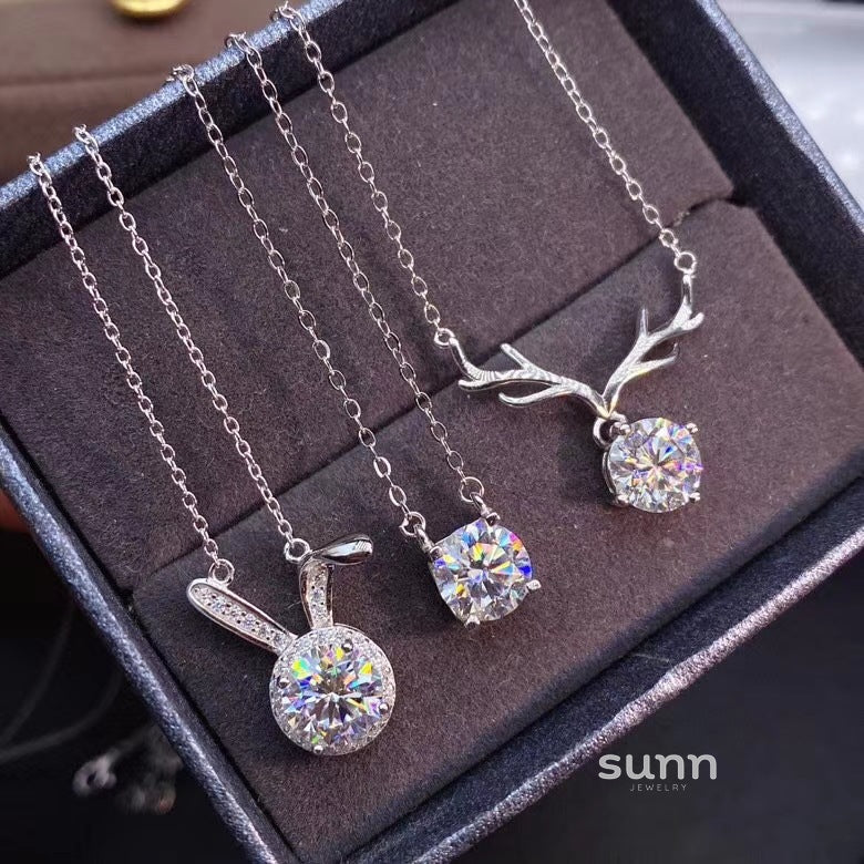 Suhani Radiant Charm Necklace [ZF2MGE37]