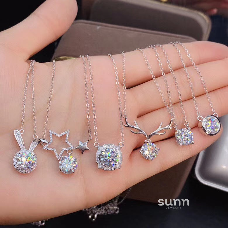 Suhani Radiant Charm Necklace [5GLD8JON]