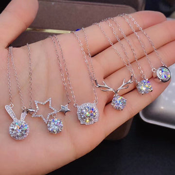 Suhani Radiant Charm Necklace [Q1TZLYE5]