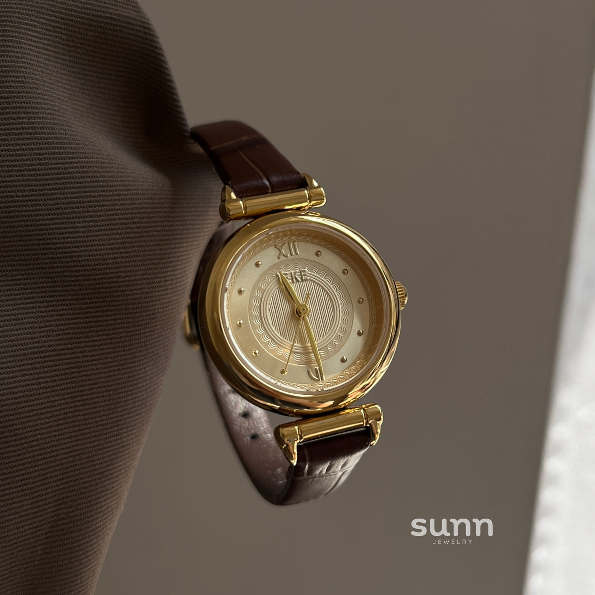 Sullivan Vintage Slim Watch [5CQFYPXO]