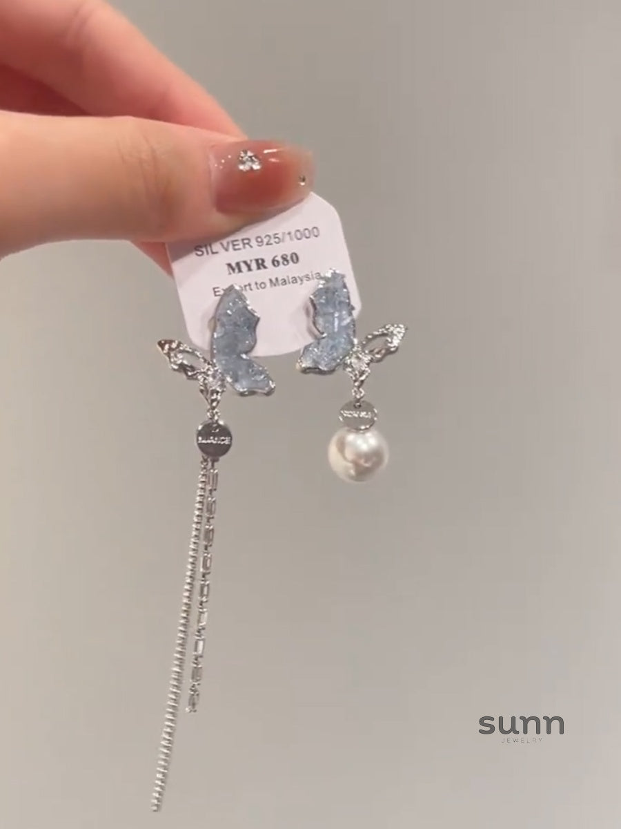 Sunnie Butterfly Crystal Drop Earrings [UL1A152U]