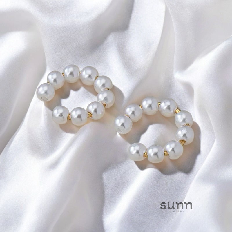 Sunnie Pearl Ear Cuff [64CLKT5R]