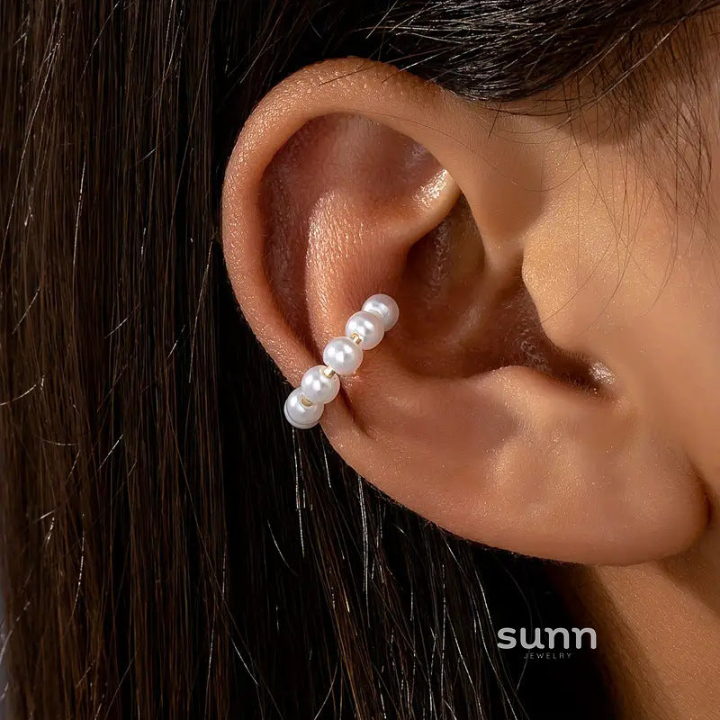 Sunnie Pearl Ear Cuff [74ZB6Q8G]
