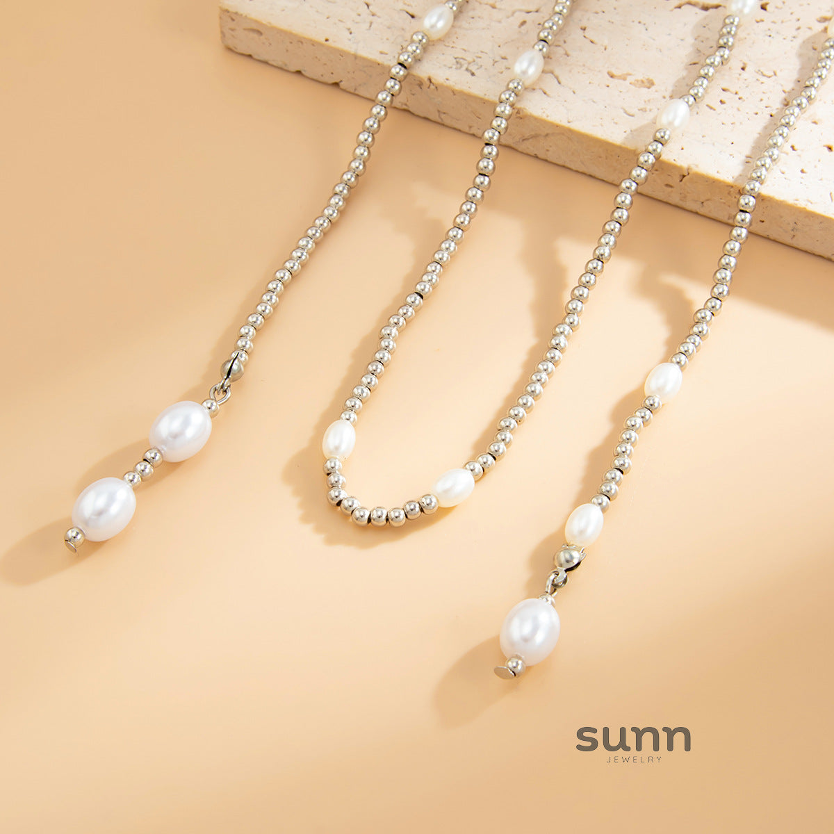 Sunshine Layered Beaded Necklace [MCOXCDBQ]