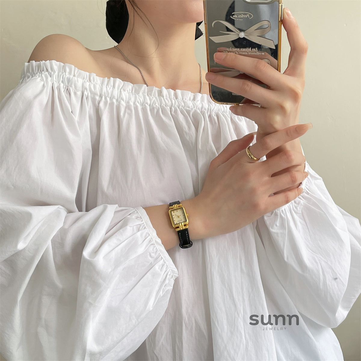 Susanna Vintage Leather Watch [DQVMOAY3]