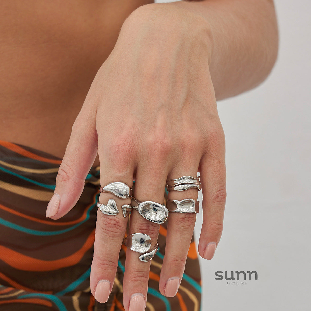 Sutton Sculptural Stacking Rings [IZEDMQW1]