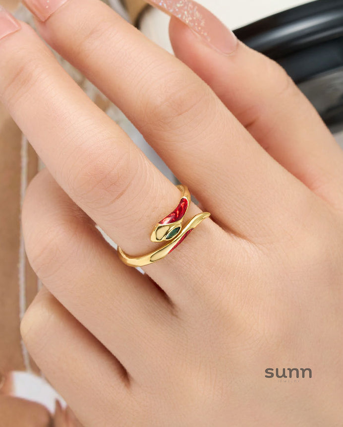 Suzanna Lucky Enamel Serpent Ring [9LYIOOH8]