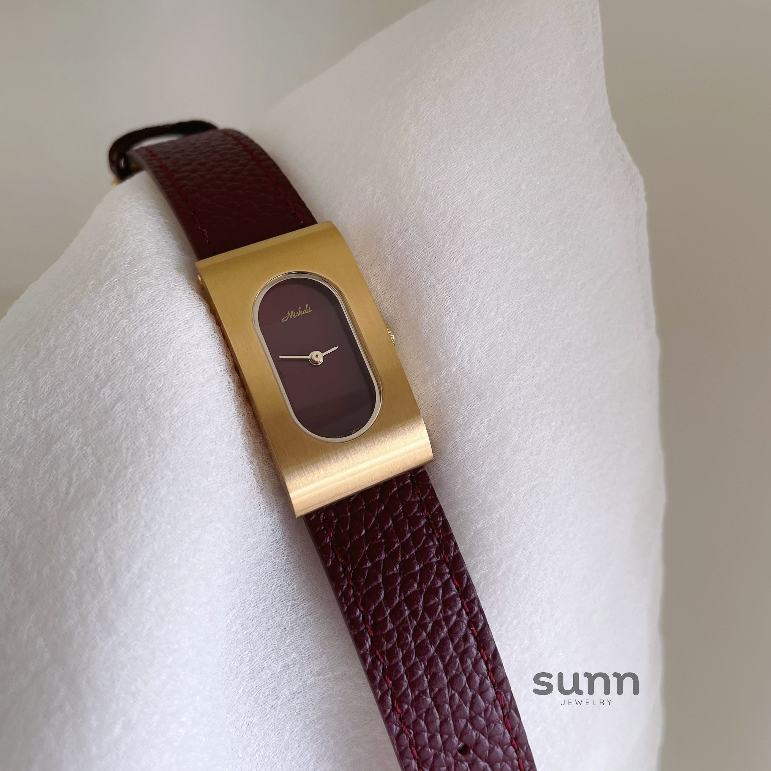 Suzie Vintage Square Watch [N025XJ74]