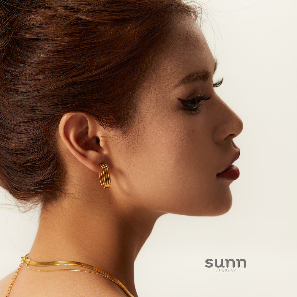Swara Intertwined Hoop Earrings [NLLY81SM]